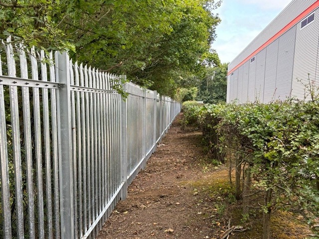 steel palisade fencing at car dealership